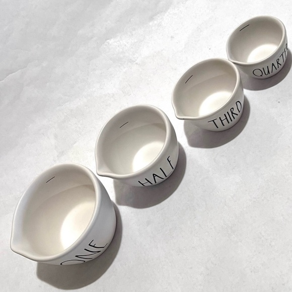 RAE DUNN Measuring CUPS - Picture 10 of 11